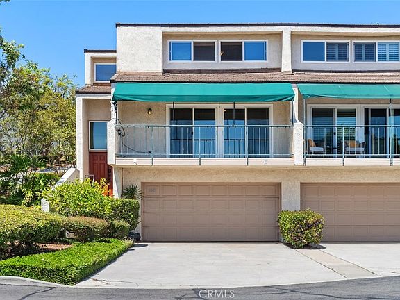 2nd image of 2241 Vista Del Sol