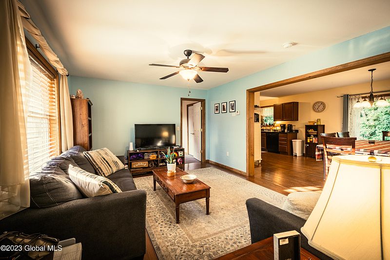 5th image of 238 South Street