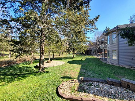 4th image of 1142 Cedar Ridge Dr