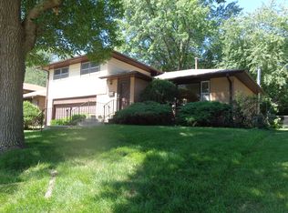 2731 S 39th St, Lincoln, NE 68506