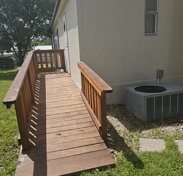 12235 FM 730 N — Photo 3
