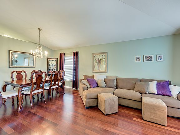 5th image of 4310 Chardonnay Dr