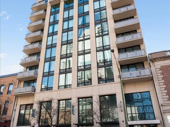 744 N Clark St APT 1001, Chicago, IL 60654