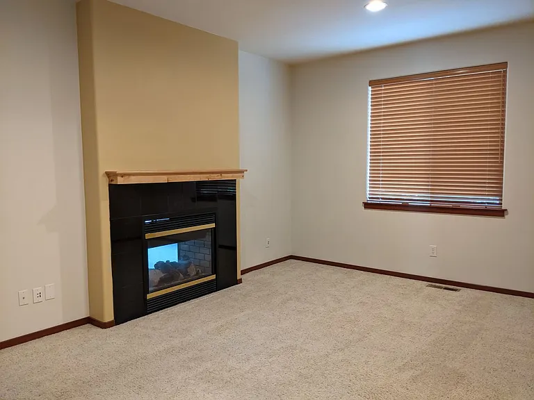 3322 Bristol Way — Photo 16
