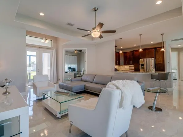 1815 SW 22nd St, Cape Coral, FL 33991