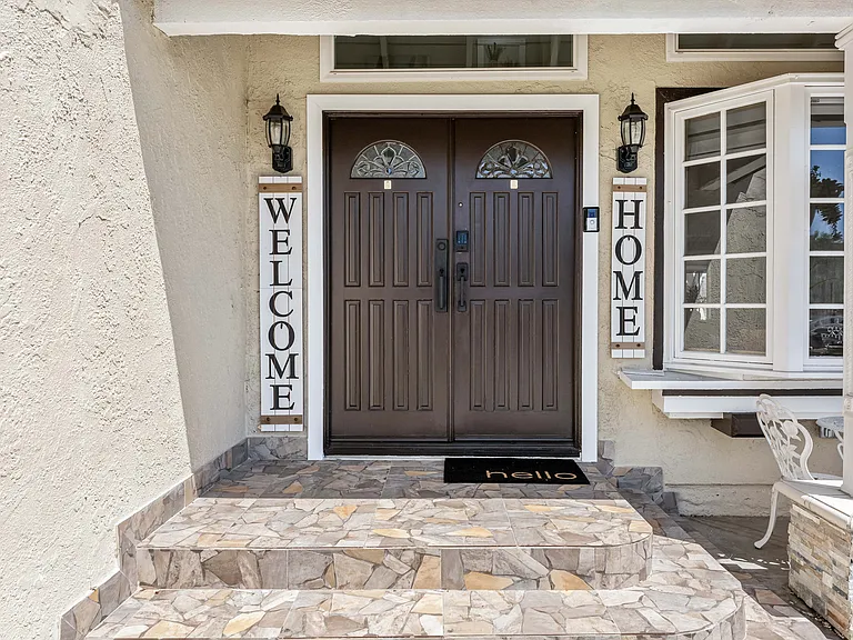 8641 Acapulco Cir — Photo 80