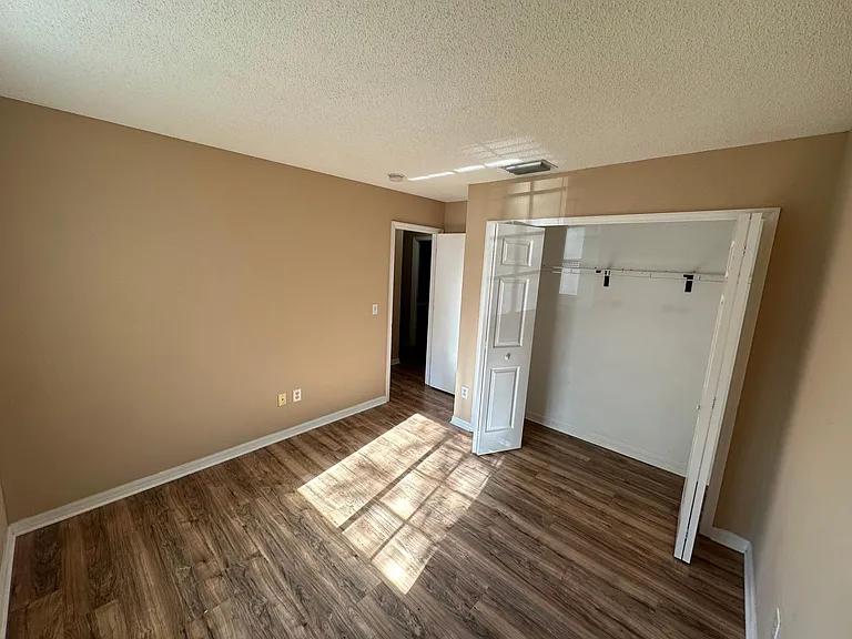 7434 E Bank Dr — Photo 16