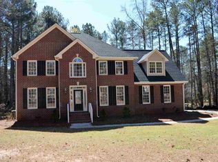 100 Aristocrat Ct, Fayetteville, GA 30215