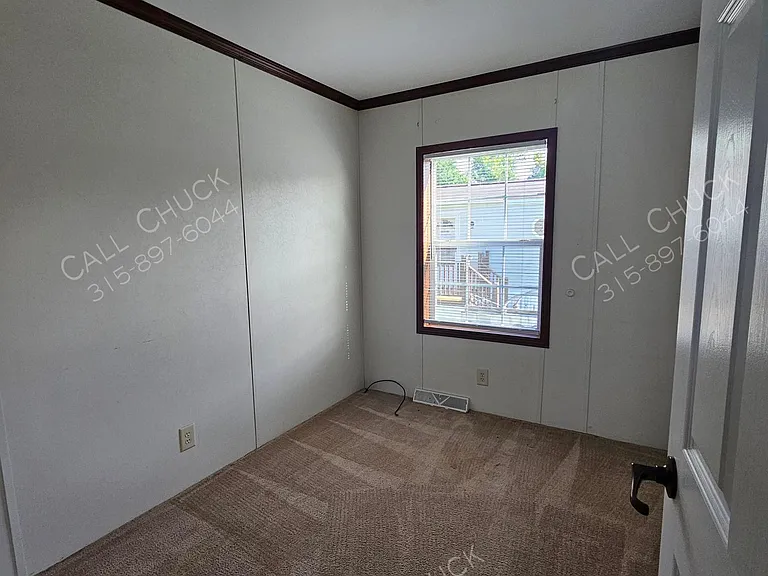 1664 Fyler Rd #4 — Photo 9