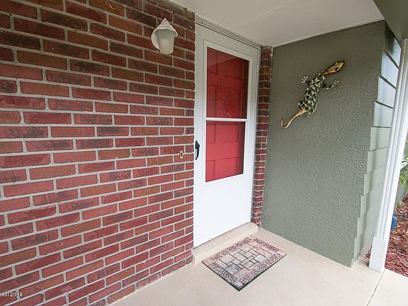 3rd image of 1088 Hermosa Dr
