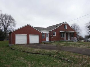 2600 Lakeshore Dr, Old Hickory, TN 37138