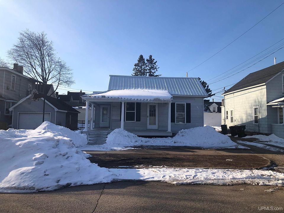 1611 2nd Ave S, Escanaba, MI 49829 Zillow