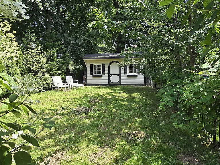 189 Henry St #A — Photo 26