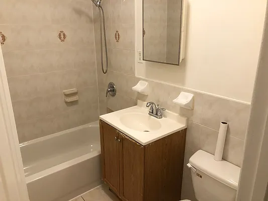 Rented by Brooklyn Group | media 21