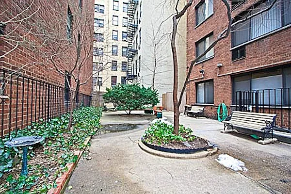 Rented by Douglas Elliman | media 18