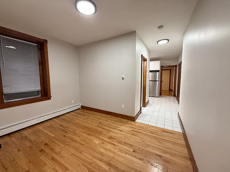 527 Chapel St #A1 — Photo 2