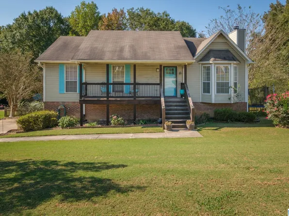 425 Altamont Dr, Pleasant Grove, AL 35127