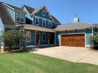 8670 Rosada Dr, Ooltewah, TN 37363