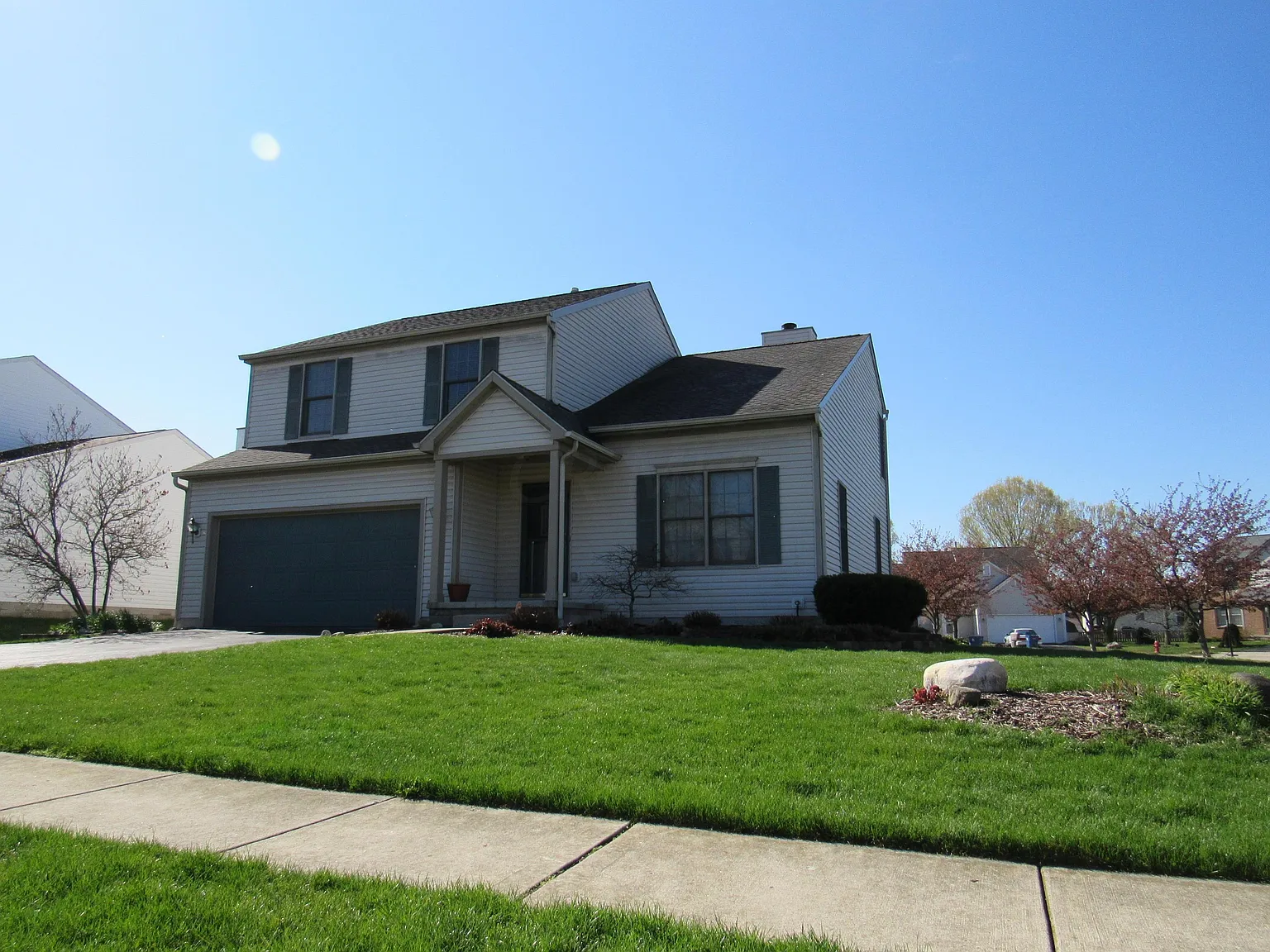 331 Pataskala Ridge Dr SW photo 1