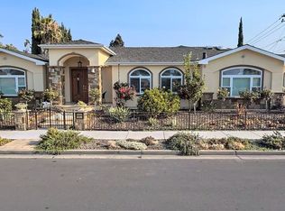 21030 Gardena Dr, Cupertino, CA 95014