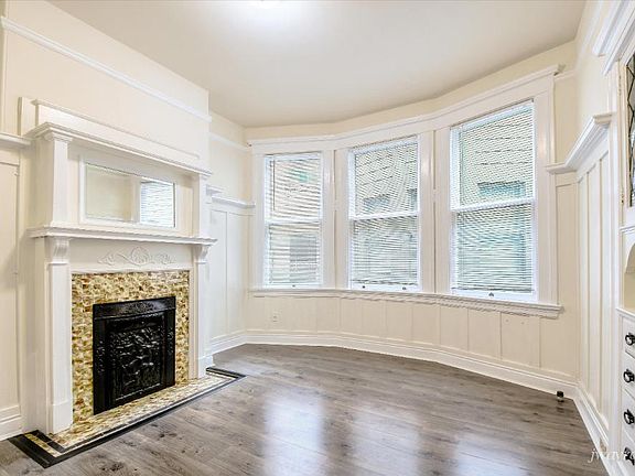 5th image of 2418 Van Ness Ave APT 8