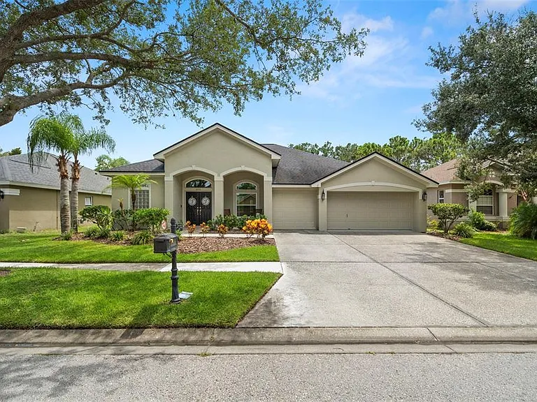 10516 Rochester Way — Photo 2