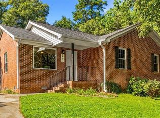 2607 Vickers Ave, High Point, NC 27262