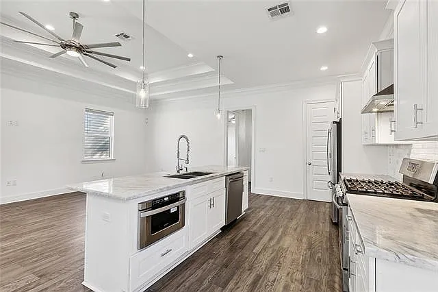4519 New Orleans St — Photo 8