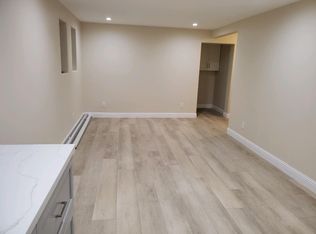 685 46th St #B, Oakland, CA 94609