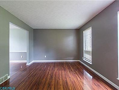 4th image of 13521 Falmouth Ave NW