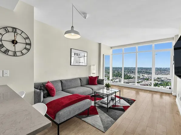 1788 Gilmore Ave #3903, Burnaby, BC V5C 0L5
