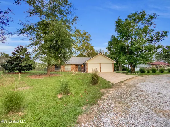 4153 Springfield Rd, Morton, MS 39117