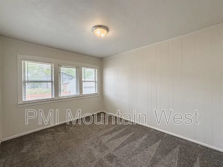 1134 S McClelland St — Photo 15