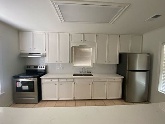 2nd image of 1612 N 7th St