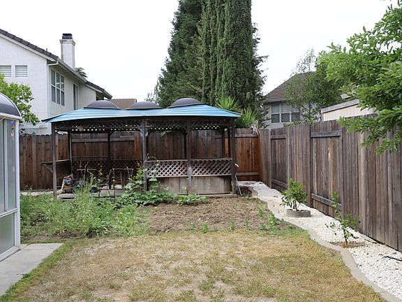 5th image of 8553 Brisenbourg Way