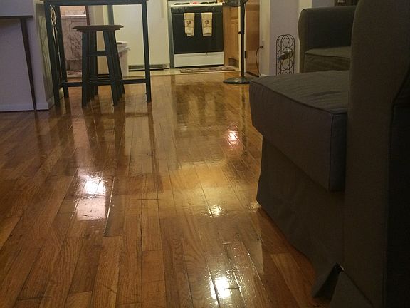 3rd image of 106 Llewellyn Pl #2