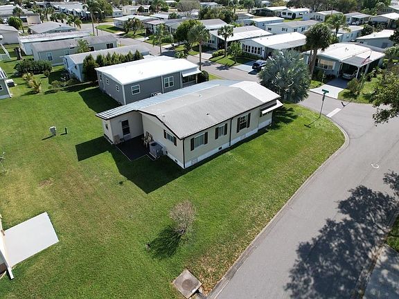 4th image of 814 Silverthorn Ct