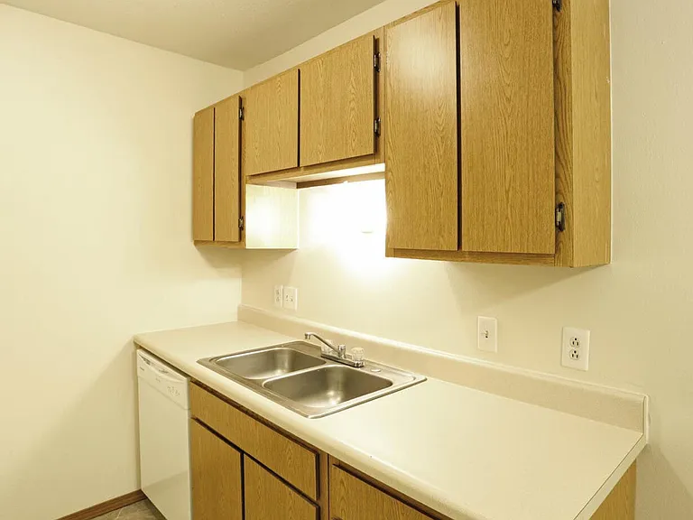 Walbridge Apartments — Photo 10