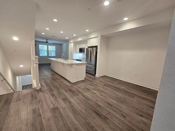 1110 Hibiscus Way — Photo 14