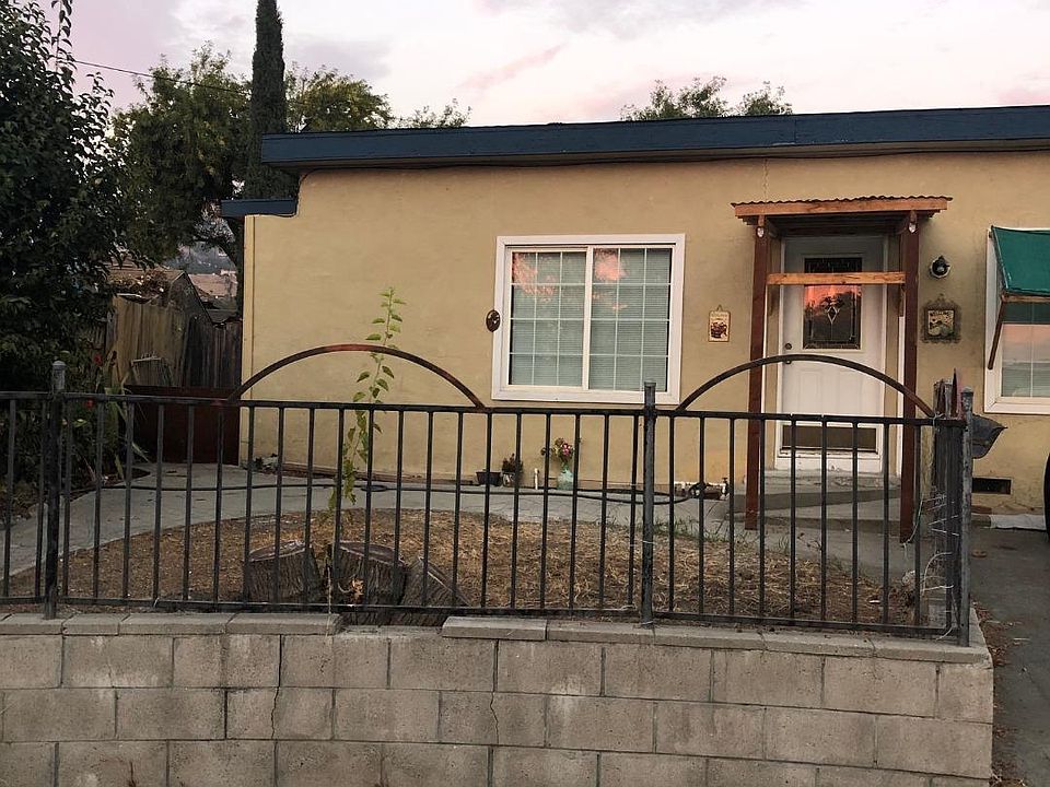 1st image of 386 Cureton Pl
