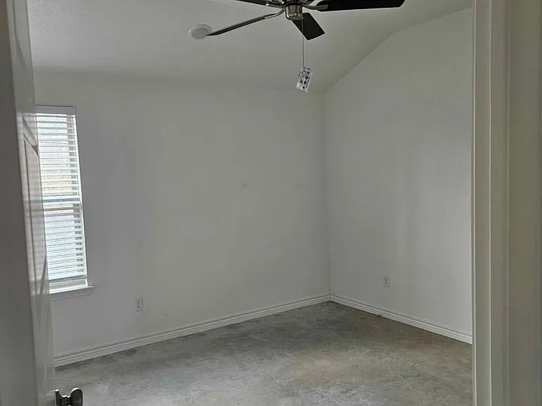 4404 Water St #A — Photo 2