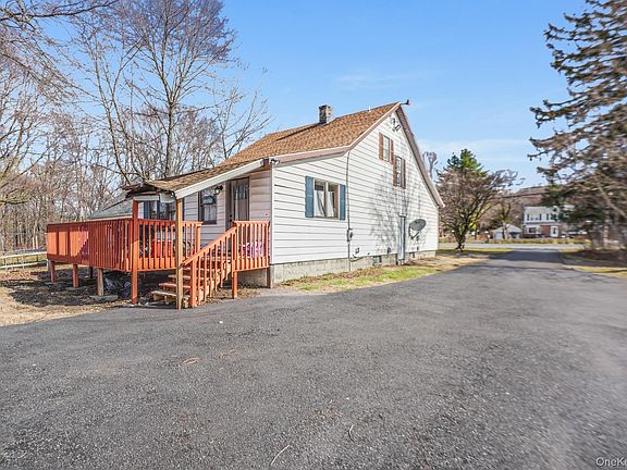 3rd image of 596-598 Freedom Plains Road