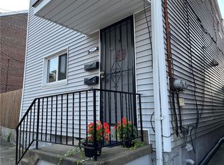3906 Mintwood St, Pittsburgh, PA
