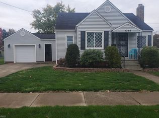 1356 Prospect St, Barberton, OH 44203