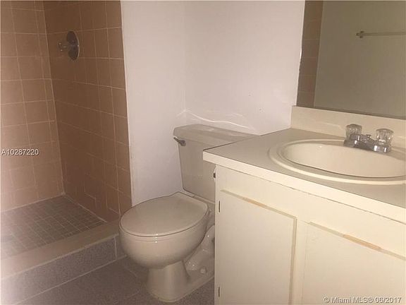 4th image of 8540 NW 6th Ln #7202