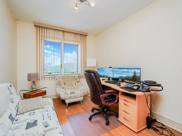 1689 East 21st Street image 25 of 32