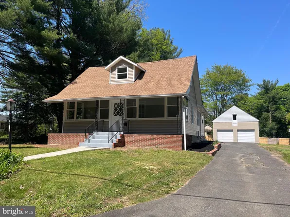 413 Deptford Rd, Glassboro, NJ 08028