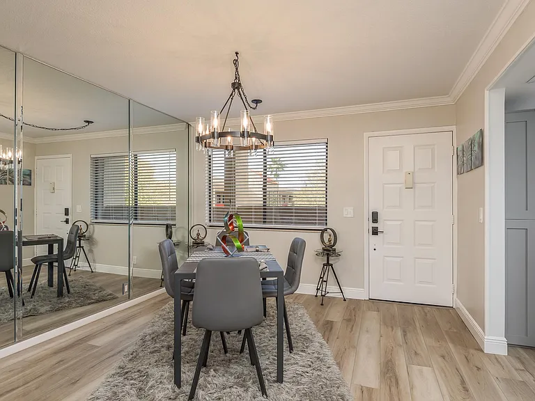 3062 Eastland Blvd #11 — Photo 2