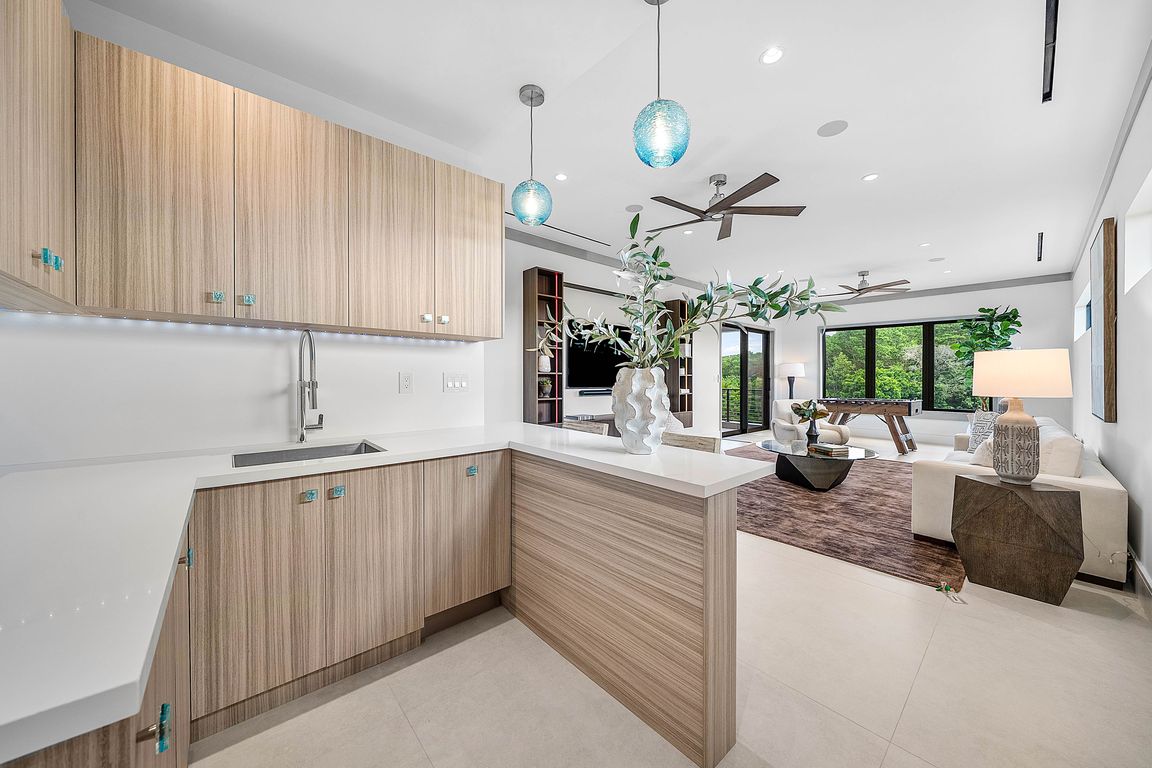 next background image