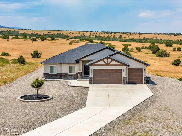 8450 Lago Vistas Blvd, Colorado City, CO 81019